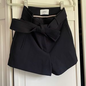 Aritzia Wilfred Tie-front shorts